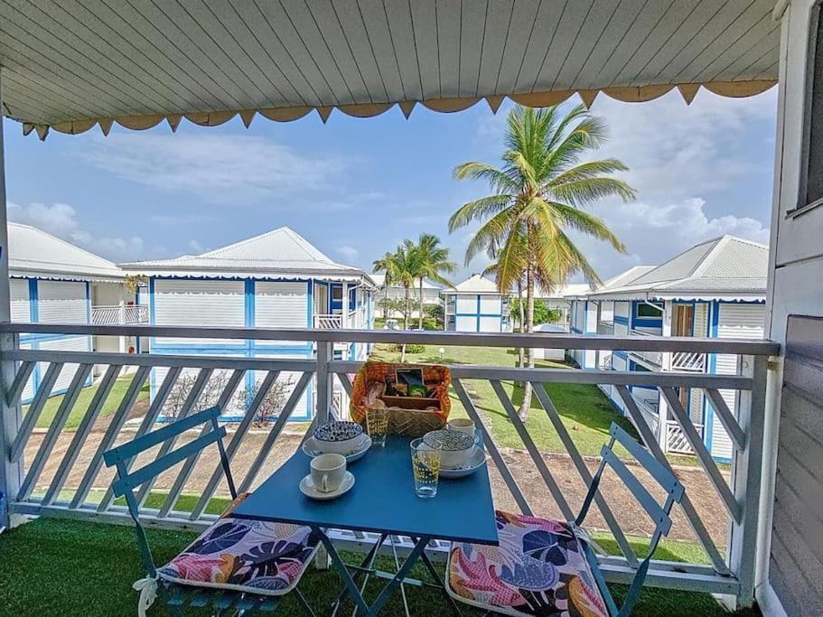 Studio Dans Village Vacances Manganao Saint-Francois  Exterior photo